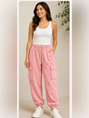 Sage & Fig Cargo Denim Joggers in Pink